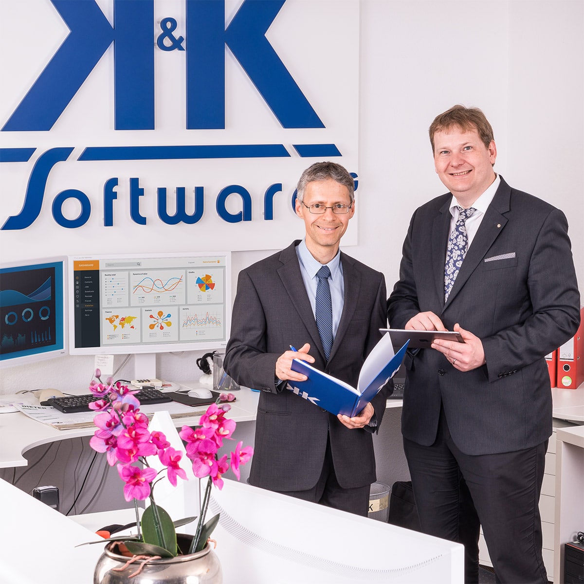 Das Foto zeigt die Vorstände und Gründer der K&K Software AG Arnulf Koch und Armin Krauß
